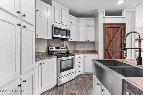 11466 Sr 51 Live Oak FL 32060