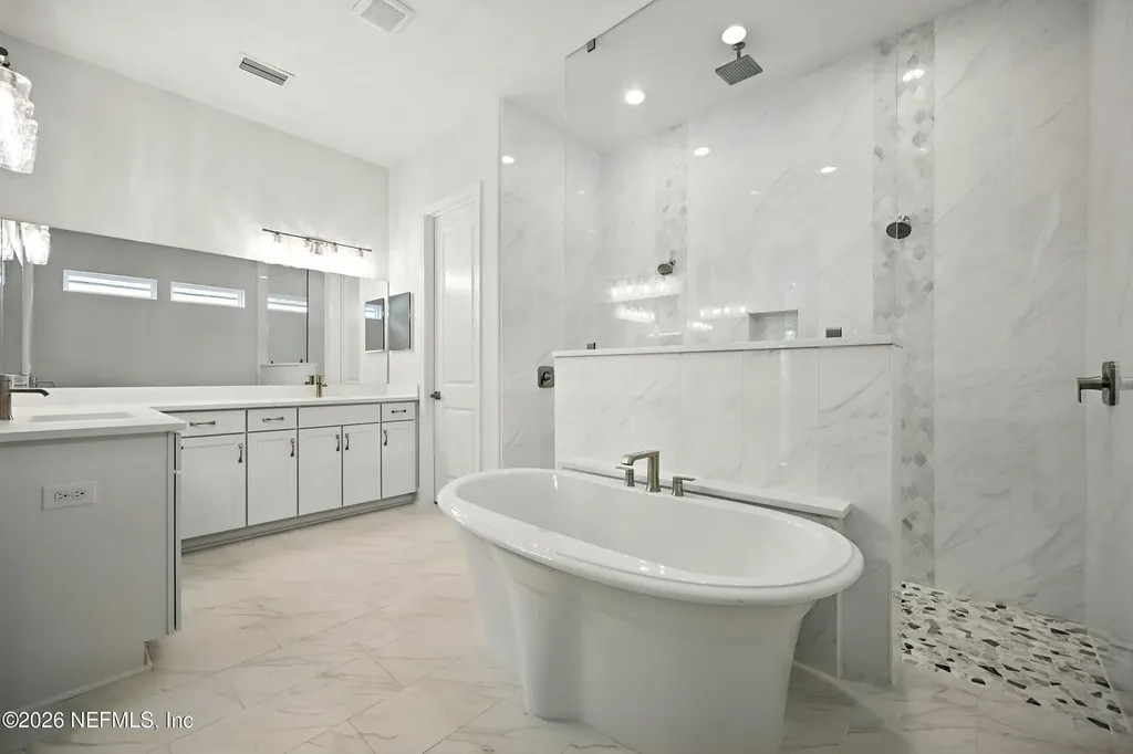 156 Courtney Oaks Drive St. Augustine FL 32092