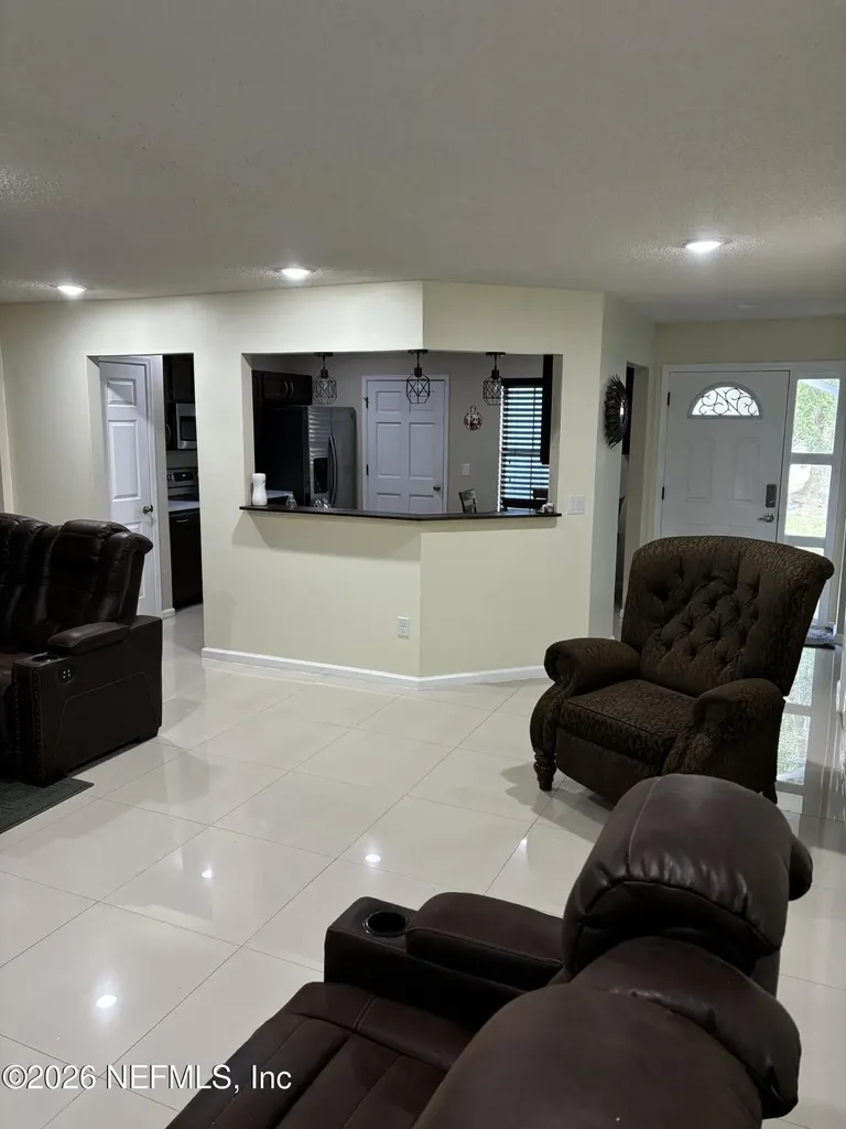 5884 Copper Creek Drive Jacksonville FL 32218