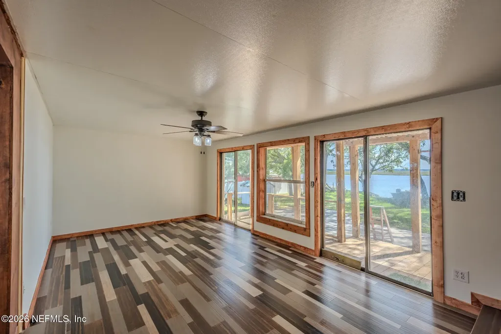 15974 Shark Road W Jacksonville FL 32226