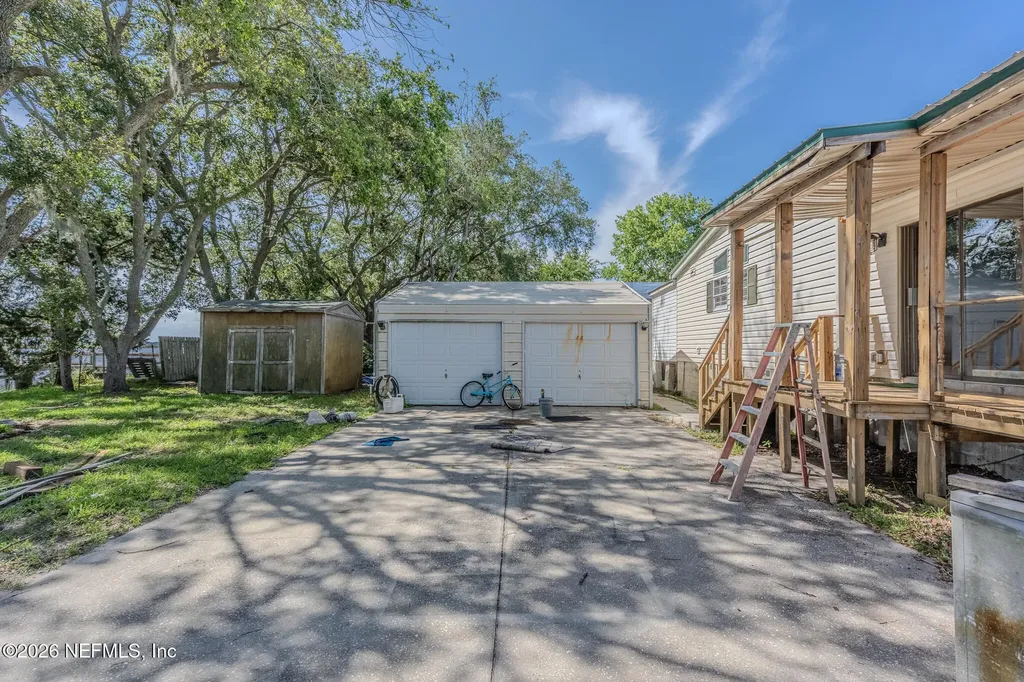 15974 Shark Road W Jacksonville FL 32226