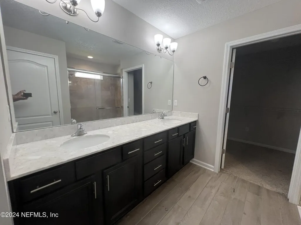 494 Northside Drive S Jacksonville FL 32218