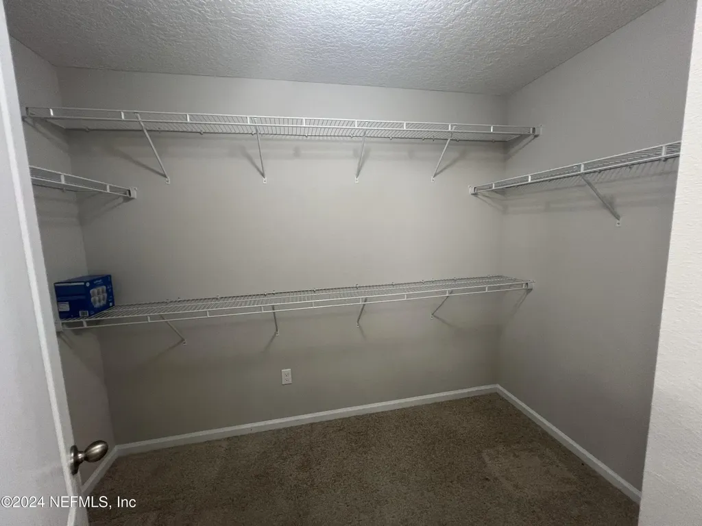 494 Northside Drive S Jacksonville FL 32218
