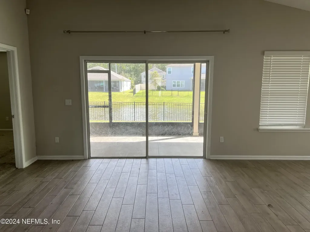 494 Northside Drive S Jacksonville FL 32218