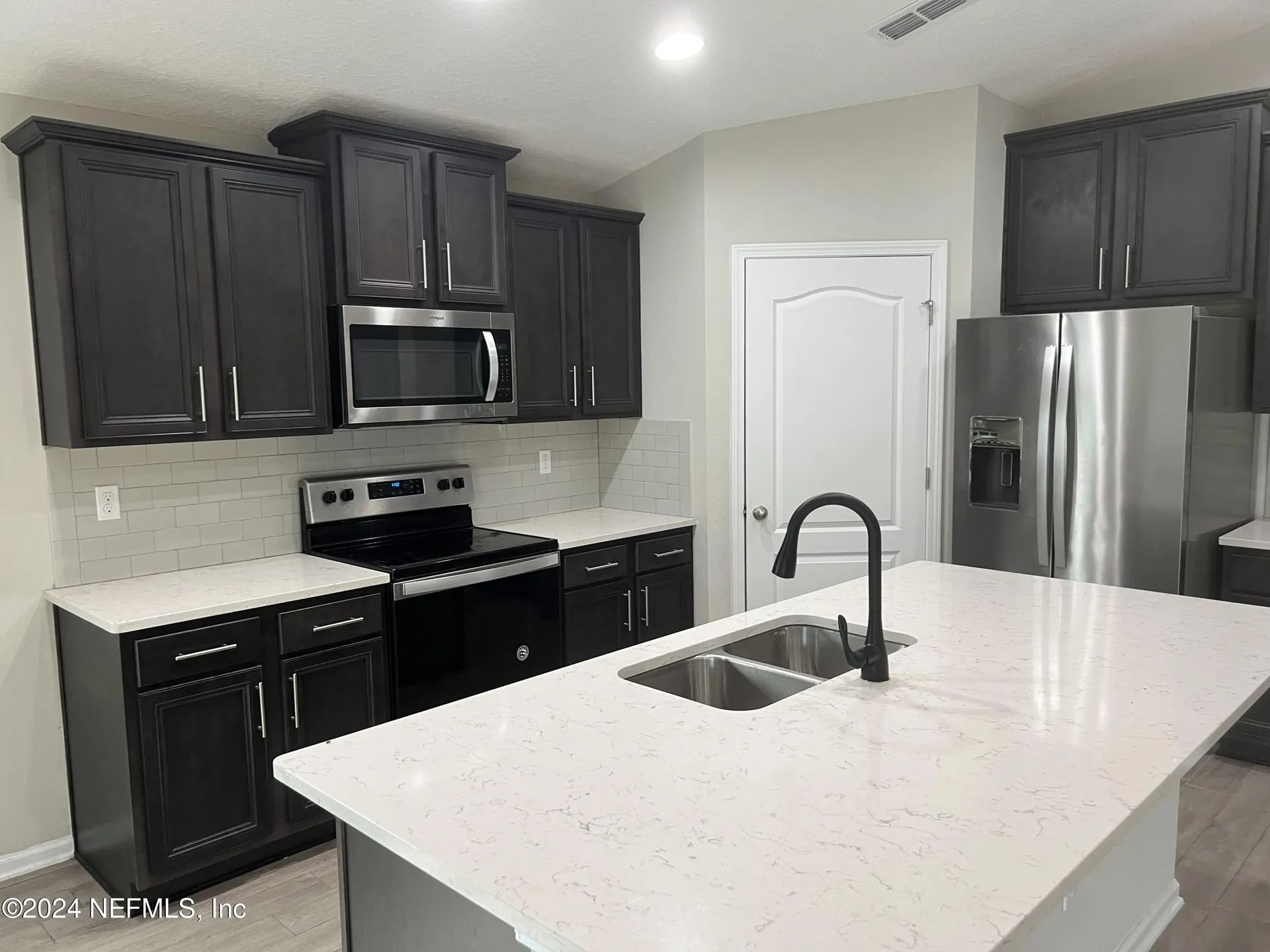 494 Northside Drive S Jacksonville FL 32218