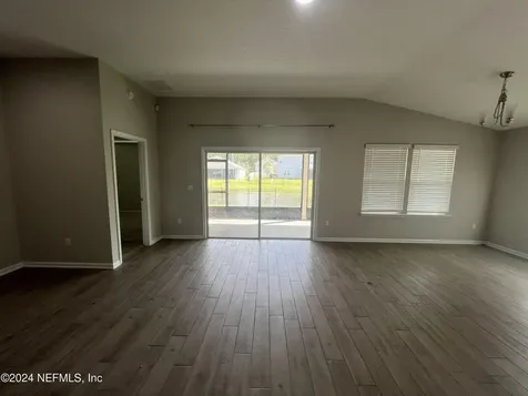 494 Northside Drive S Jacksonville FL 32218