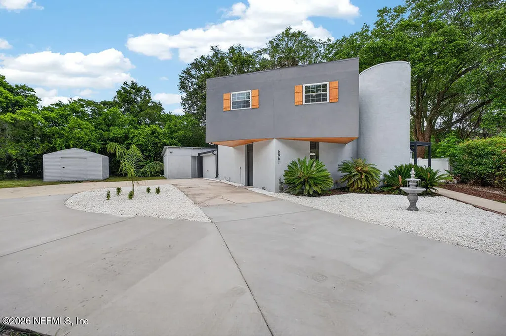 6861 Tamra Lane Jacksonville FL 32216