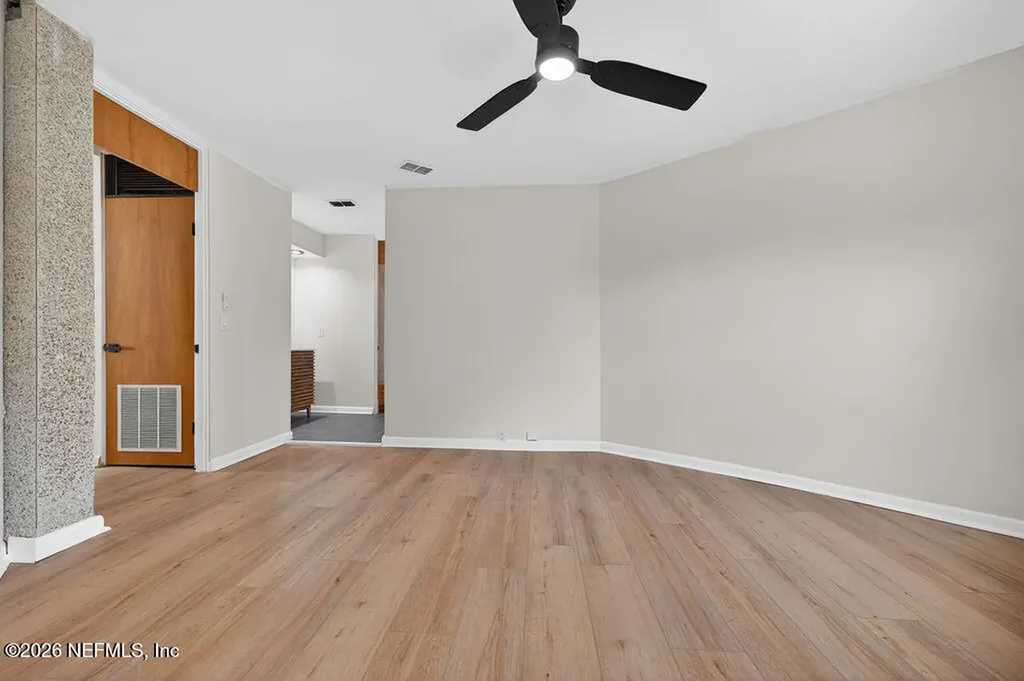 6861 Tamra Lane Jacksonville FL 32216