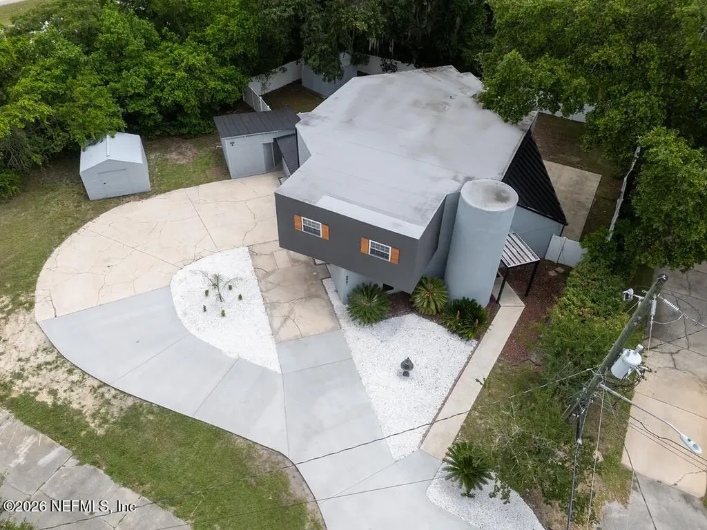 6861 Tamra Lane Jacksonville FL 32216