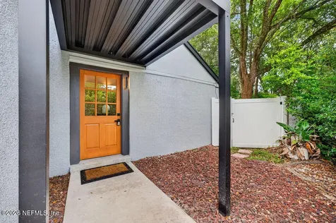 6861 Tamra Lane Jacksonville FL 32216