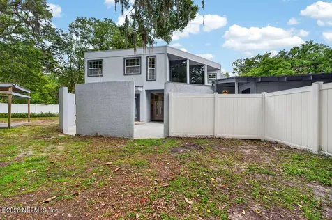6861 Tamra Lane Jacksonville FL 32216
