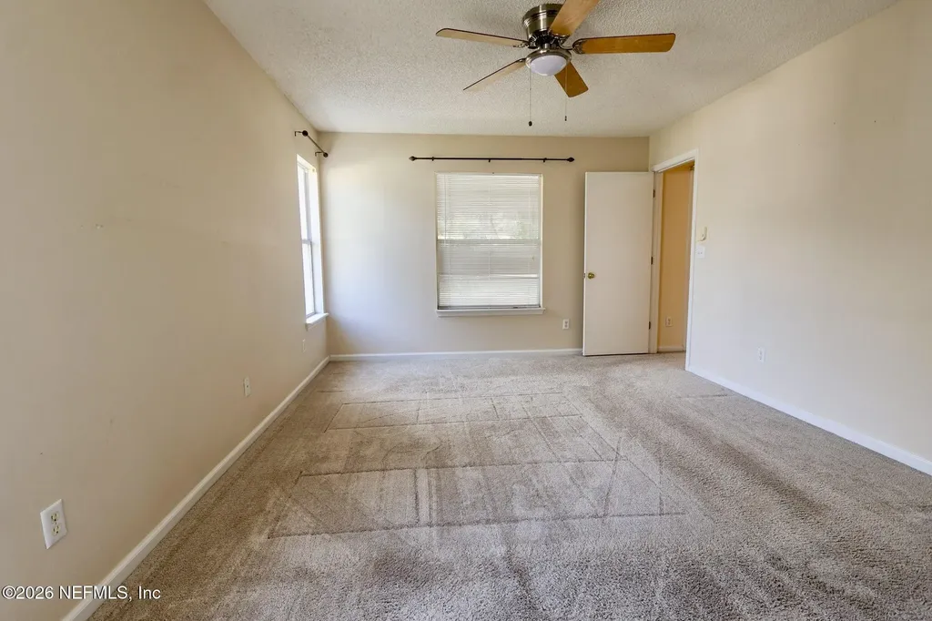 2140 Featherwood Drive W Jacksonville FL 32233