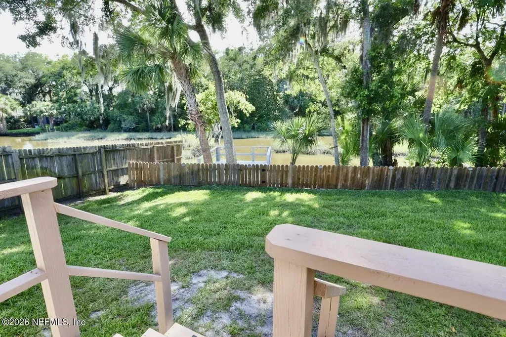 2140 Featherwood Drive W Jacksonville FL 32233