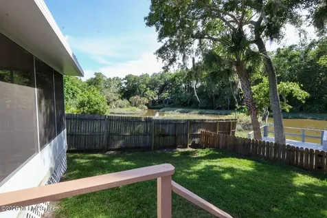 2140 Featherwood Drive W Jacksonville FL 32233