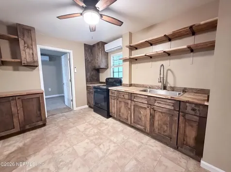 94 Conifer Circle Middleburg FL 32068