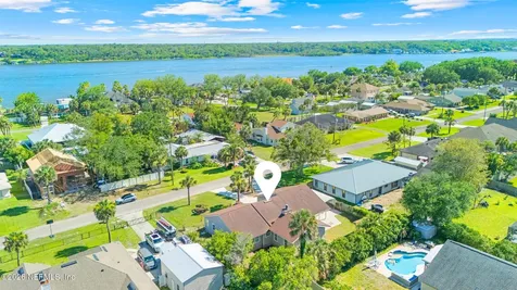 7047 Rivercrest Drive Jacksonville FL 32226