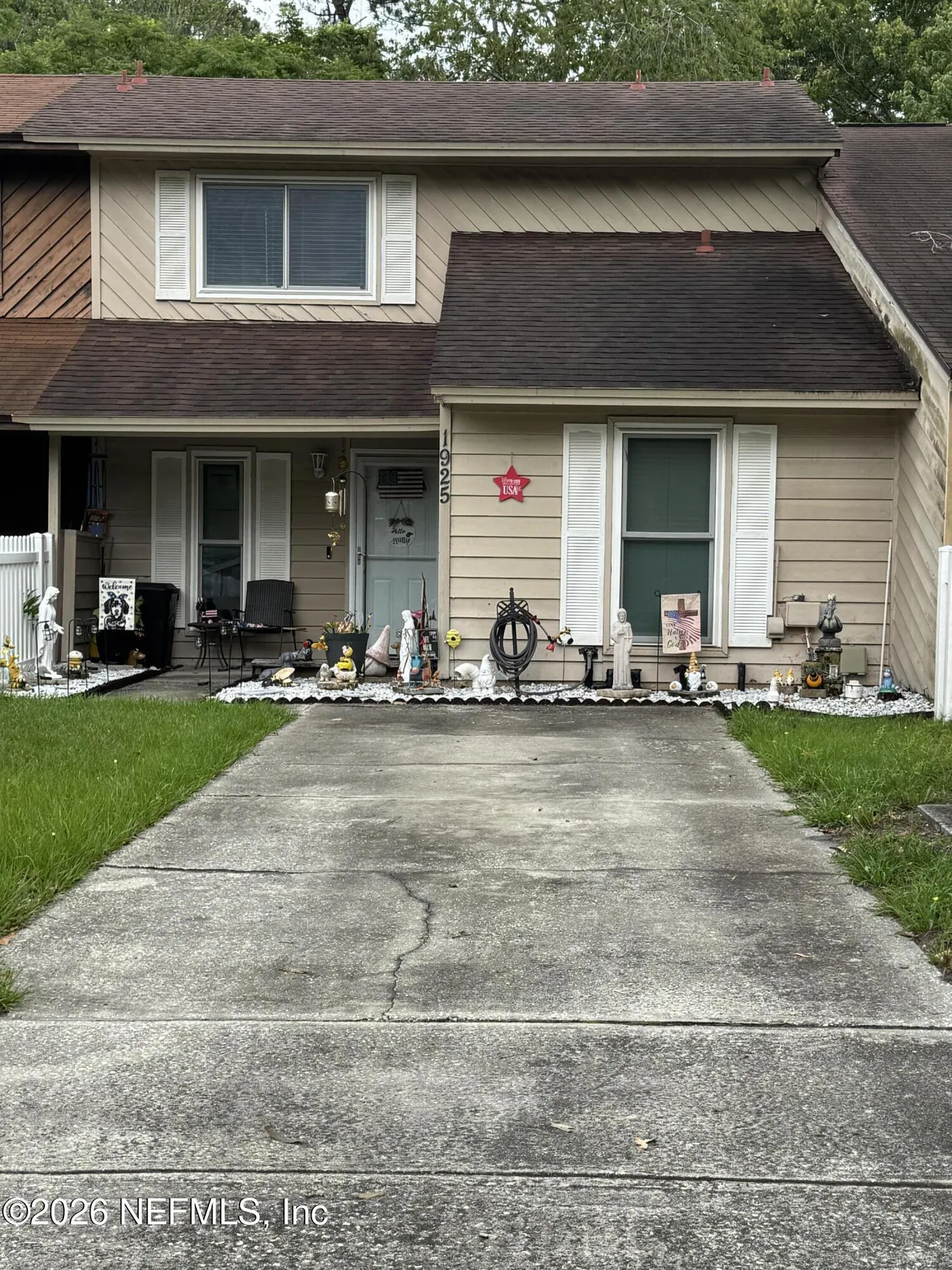 1925 Oak Water Drive Jacksonville FL 32225