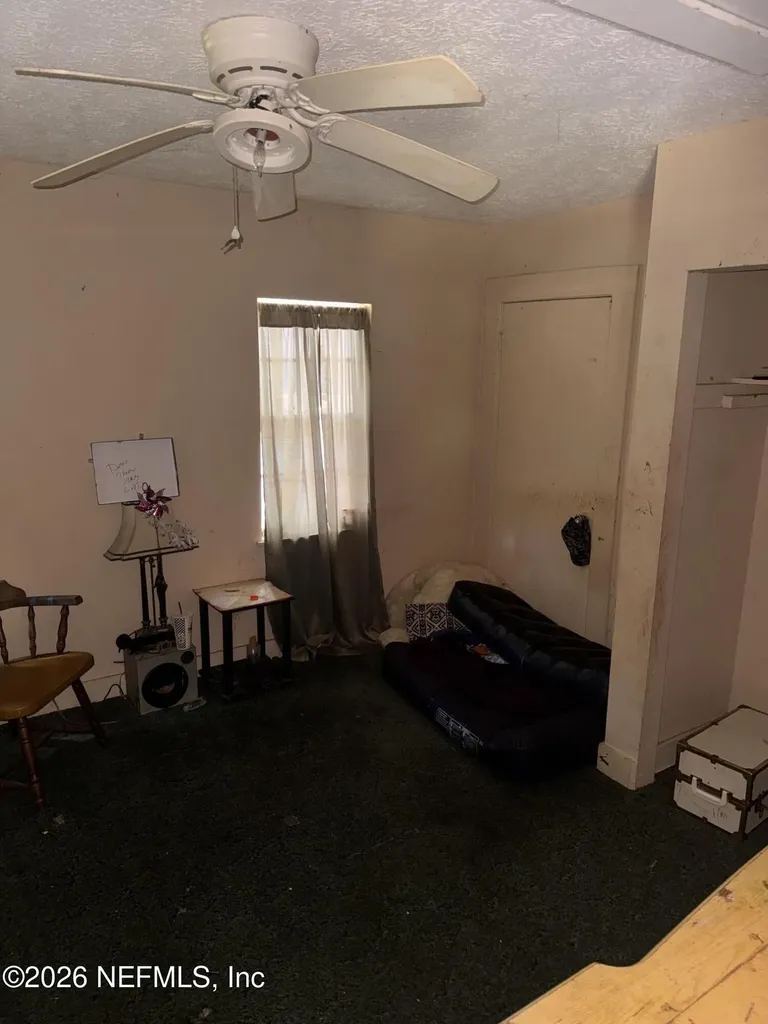 12746 Woodland Avenue Jacksonville FL 32218