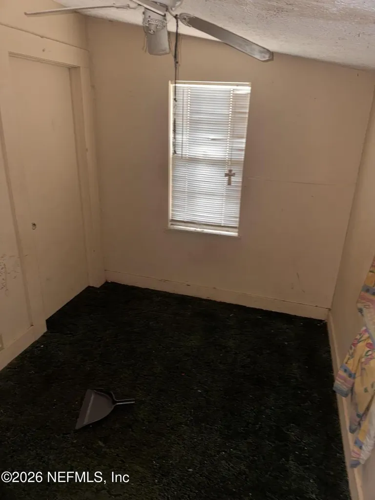 12746 Woodland Avenue Jacksonville FL 32218