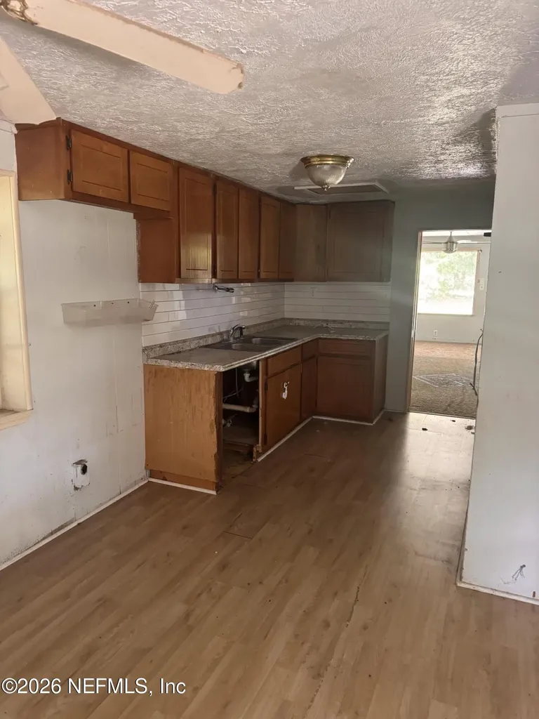 12746 Woodland Avenue Jacksonville FL 32218