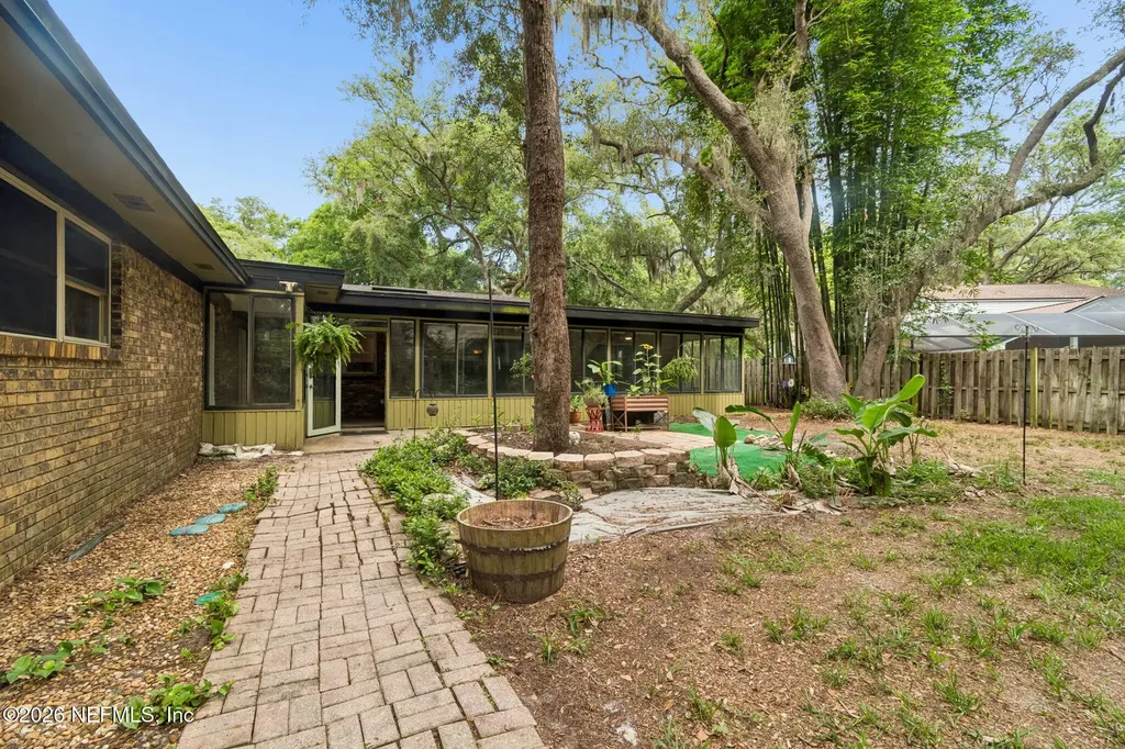 1631 Arrowhead Trail Neptune Beach FL 32266