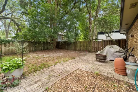 1631 Arrowhead Trail Neptune Beach FL 32266