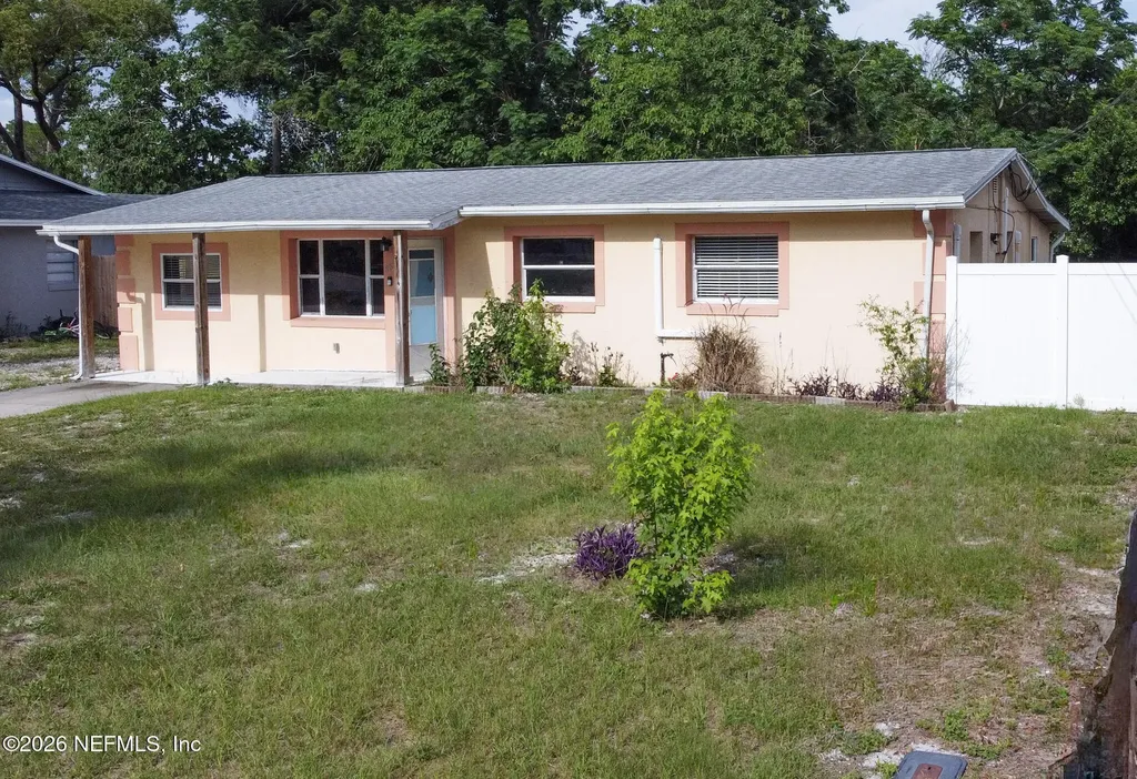 880 Emerald Drive Mount Dora FL 32757