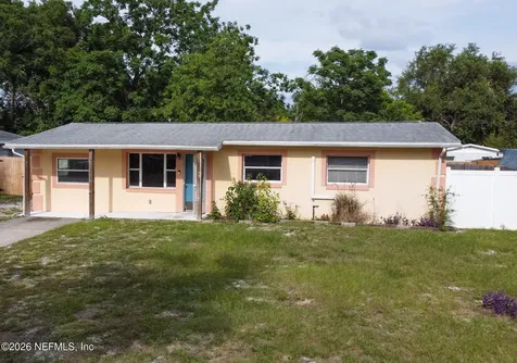 880 Emerald Drive Mount Dora FL 32757