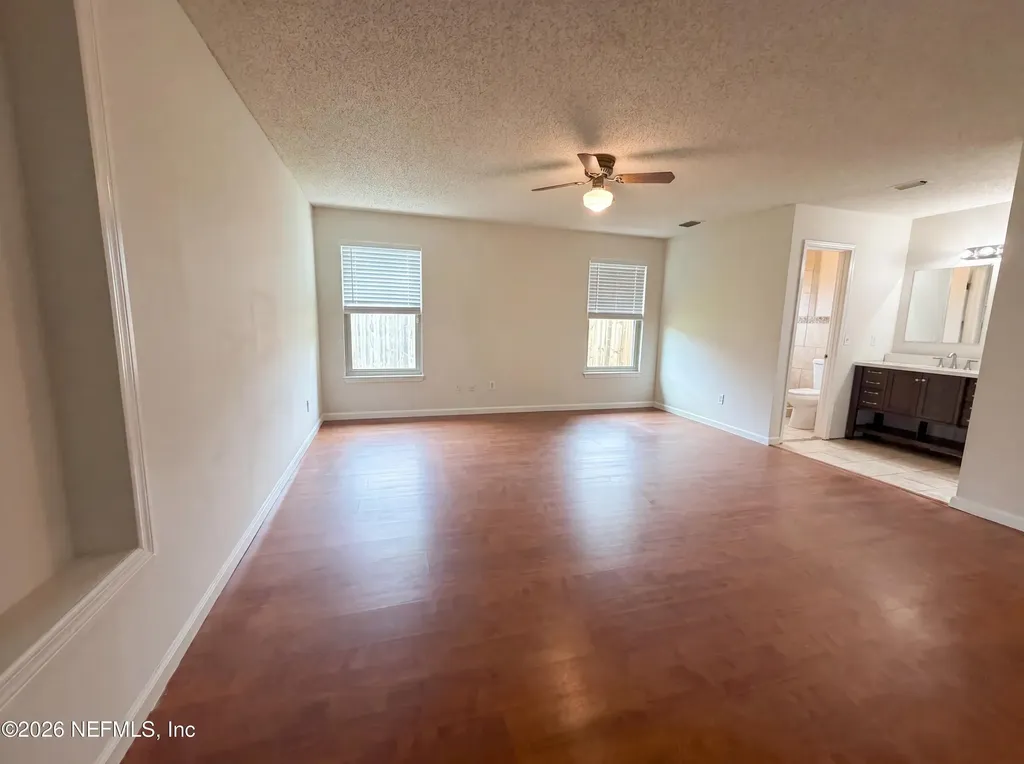 841 Chalmet Lane Jacksonville FL 32218