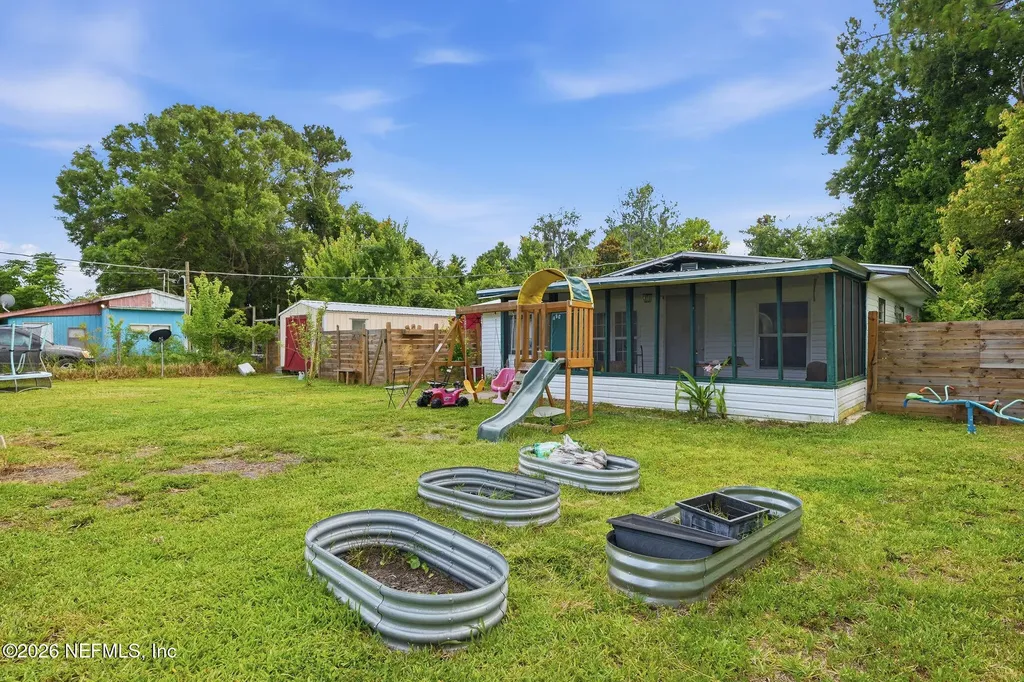 213 Lake Lane Crescent City FL 32112