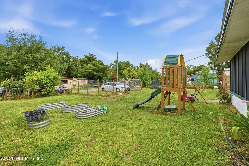 213 Lake Lane Crescent City FL 32112