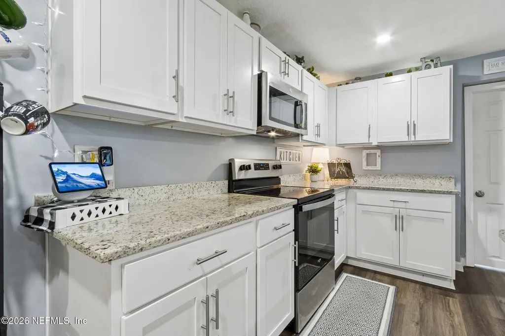 1409 Sharonwood Lane Jacksonville FL 32221