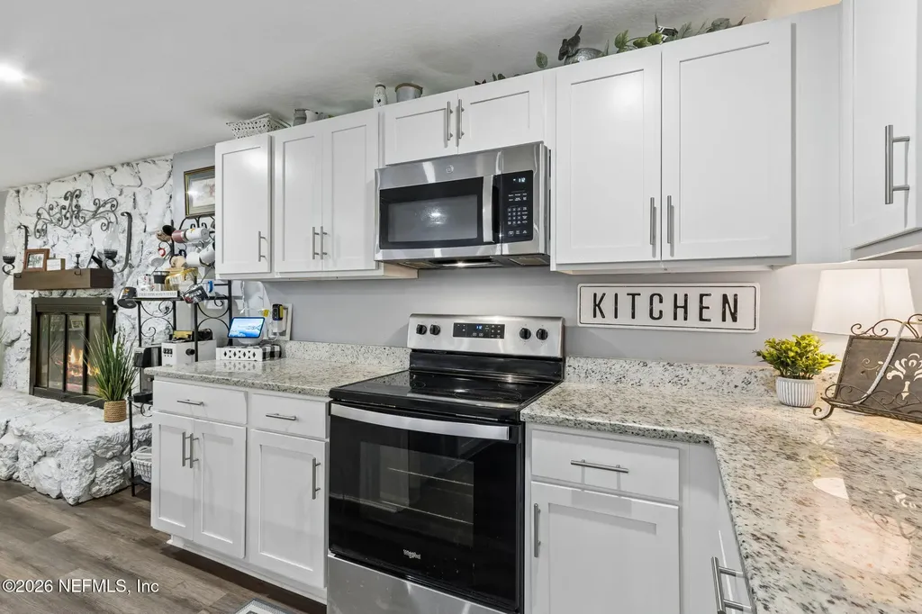 1409 Sharonwood Lane Jacksonville FL 32221