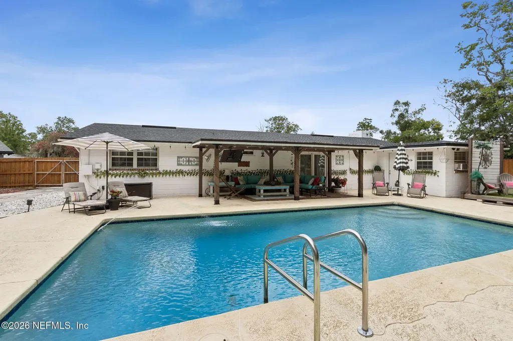 1409 Sharonwood Lane Jacksonville FL 32221