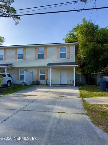 379 Dutton Island Road Road W Jacksonville FL 32233
