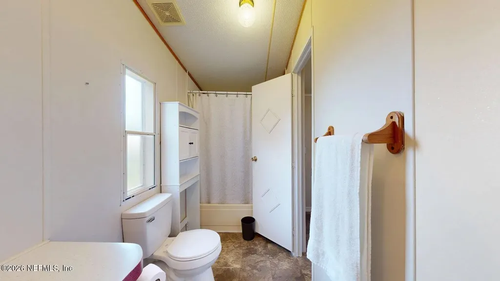 142 Waterside Avenue Satsuma FL 32189