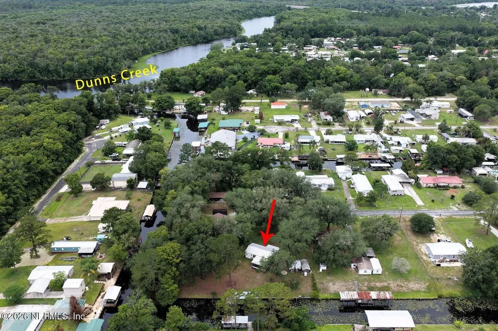 142 Waterside Avenue Satsuma FL 32189