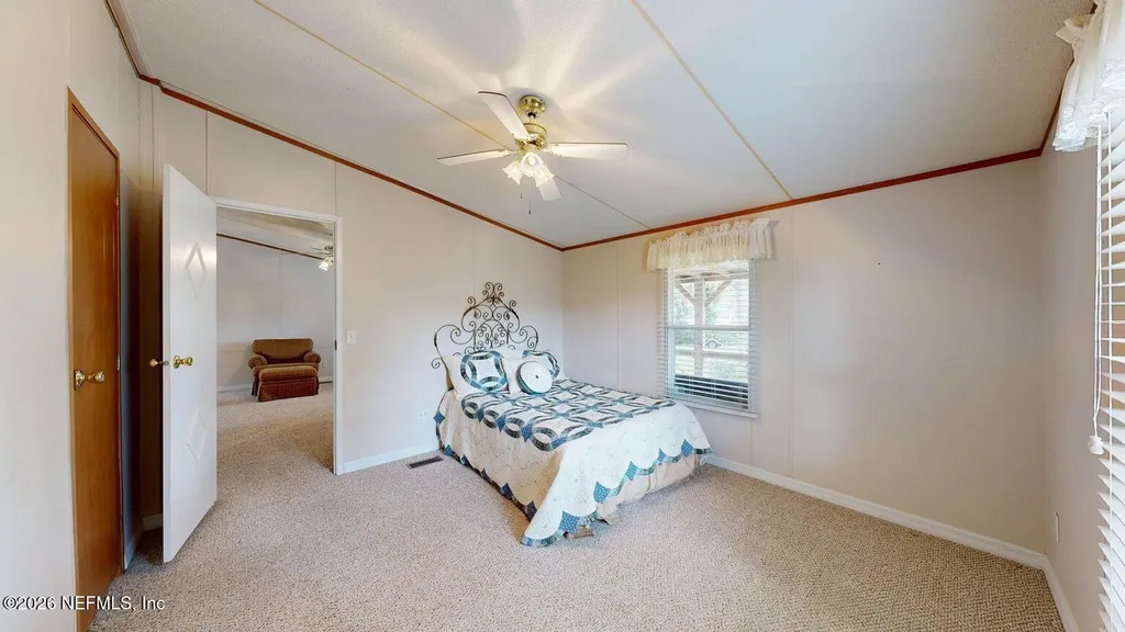 142 Waterside Avenue Satsuma FL 32189