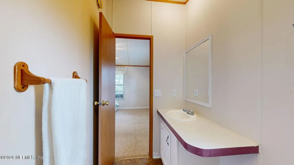 142 Waterside Avenue Satsuma FL 32189