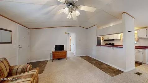 142 Waterside Avenue Satsuma FL 32189