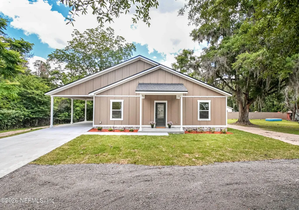 9765 S Glen Avenue Glen St. Mary FL 32040