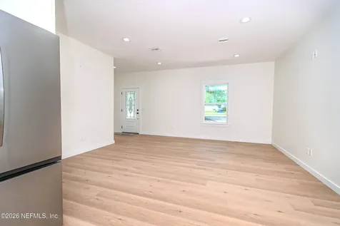 9765 S Glen Avenue Glen St. Mary FL 32040