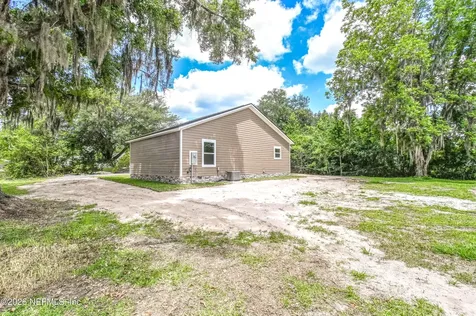 9765 S Glen Avenue Glen St. Mary FL 32040