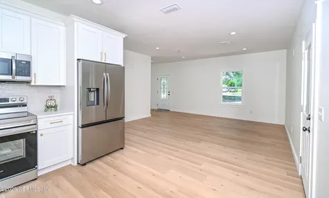 9765 S Glen Avenue Glen St. Mary FL 32040
