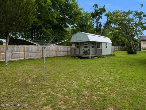 334 7th Way Interlachen FL 32148