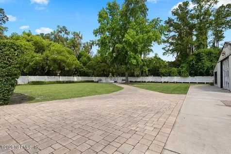15888 Cr 108 Hilliard FL 32046