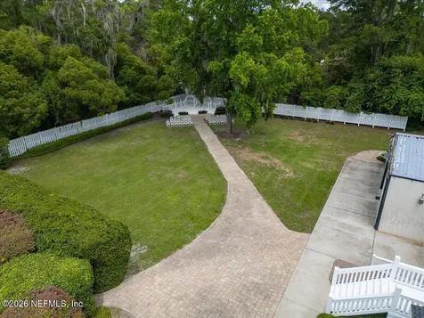 15888 Cr 108 Hilliard FL 32046