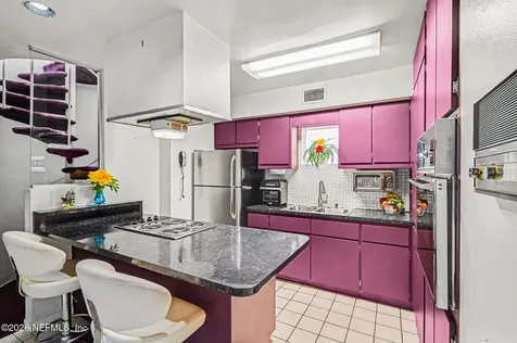633 S Delaware Avenue Deland FL 32720