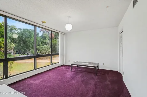 633 S Delaware Avenue Deland FL 32720
