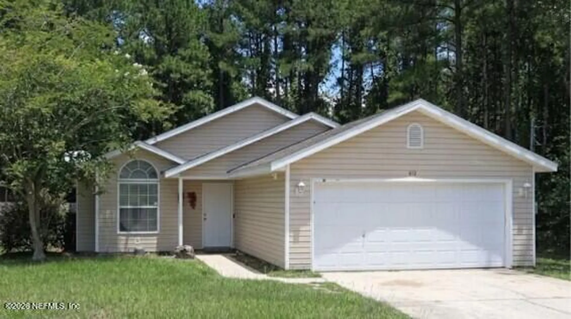 612 S Vermont Avenue Green Cove Springs FL 32043